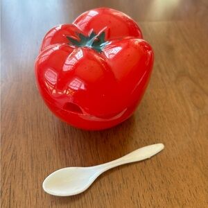 1950s Vintage Red Hard Plastic Tomato Ketchup/Catsup Dish With Lid And Spoon